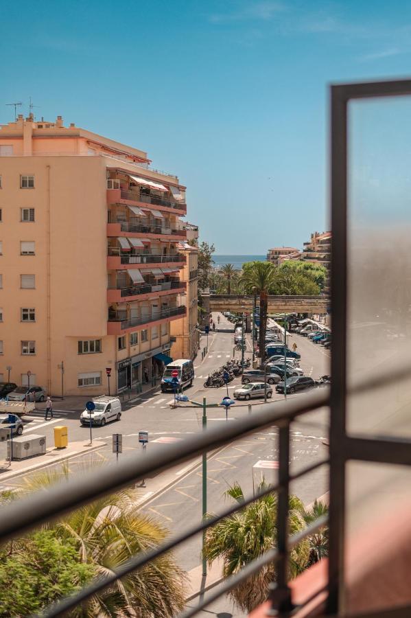 L'Alhambra, Cosy 2 Pieces Au Centre Ville De Menton Bagian luar foto